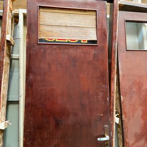 Dos Puertas de Madera y Vidrio con Marco Lustre Oscuro - imagen 5
