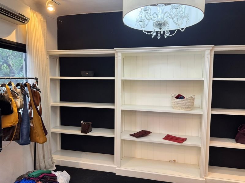 Item 829238 - Image 1