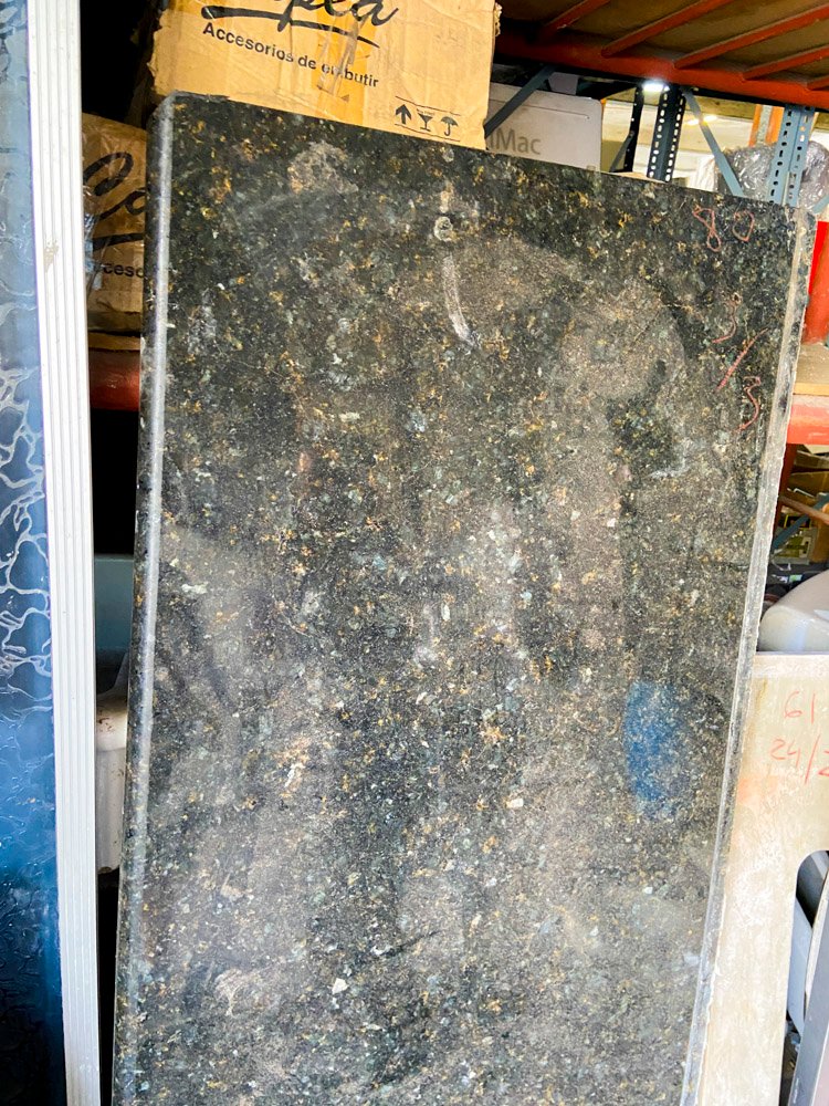Granito verde labrado de alta calidad - imagen 2