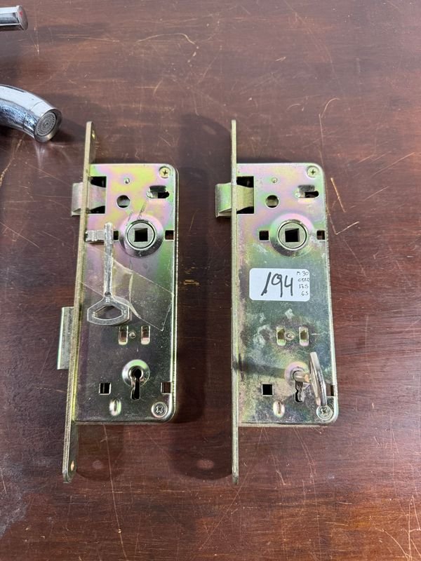 Item 849560 - Image 0