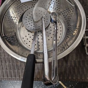 Lote anterior: Colador de Acero Inoxidable con Pinzas y Utensilios de Cocina