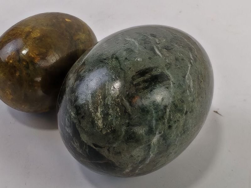 Huevos de Piedra en Estilo Natural - imagen 4