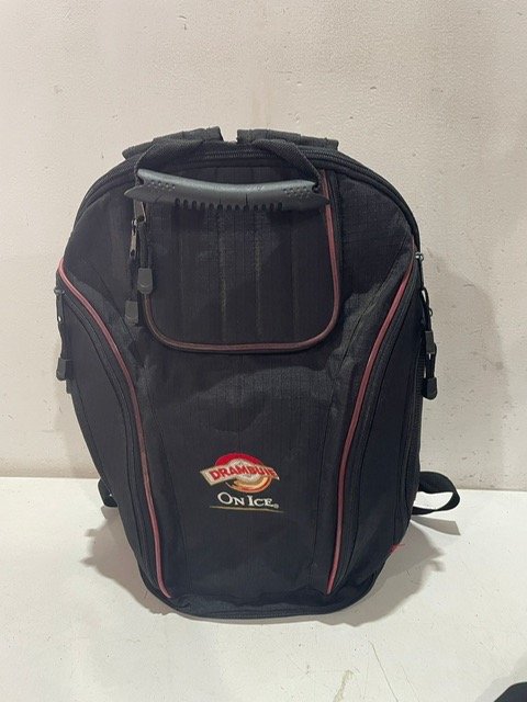 Lote anterior: Mochila con estilo y funcionalidad