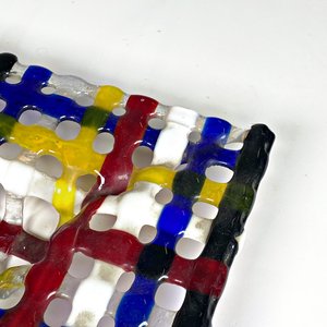 Centro de Mesa Artístico en Vidrio Multicolor Tejido 29x29 cm - imagen 3