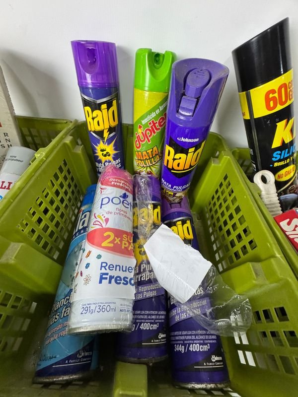 Gran lote de accesorios para el hogar y la limpieza - imagen 11