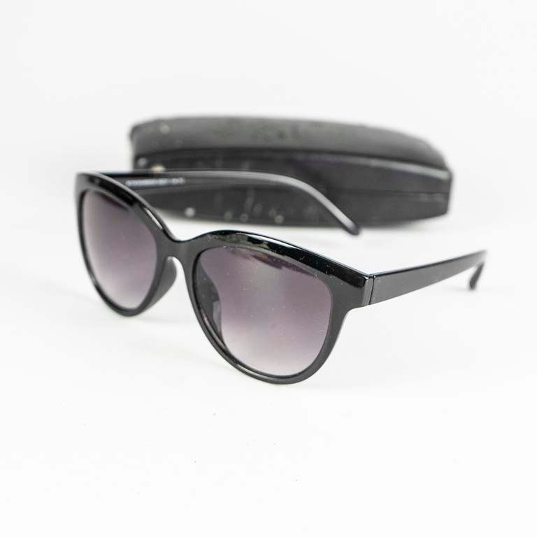 Lentes de sol con estuche - Accesorios para Vehículos - imagen 2