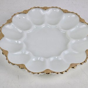 Plato para Huevos en Opalina con Borde Dorado - imagen 2
