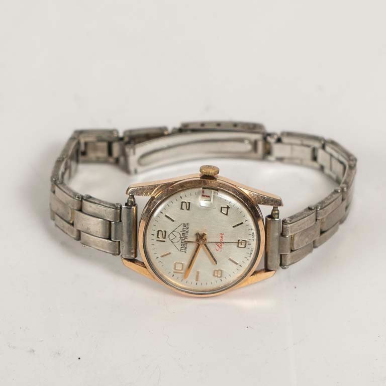 Reloj de Pulsera Mondaine para Dama, Funcionando
