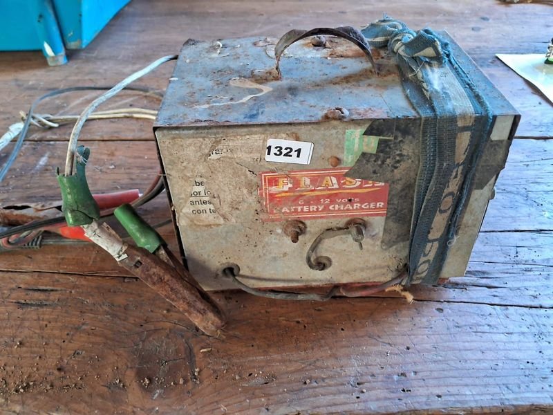 Lote anterior: Cargador de batería en mal estado
