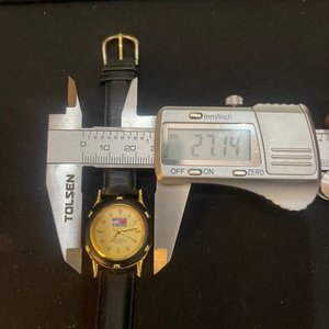 Reloj Tommy Hilfiger 1238 Gold & Black Dress-Diver 300M Cuarzo Vintage - imagen 4