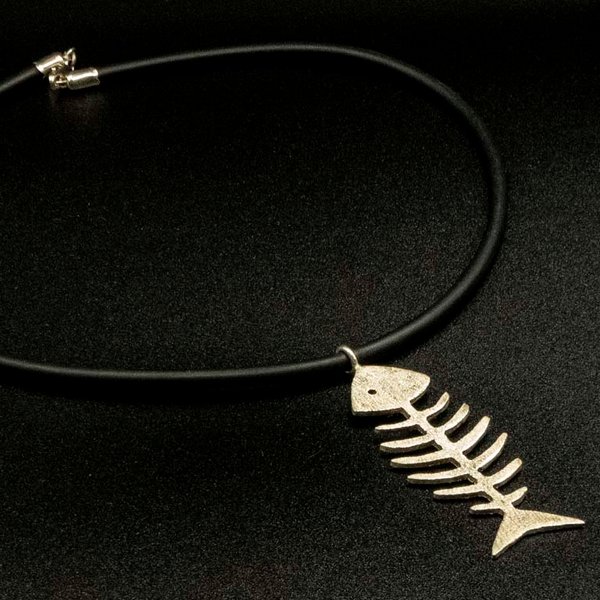 Colgante Plata 950 Esqueleto de Pescado - 16.73gr - imagen 1