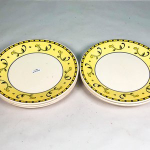 Seis Platos de Porcelana Blanca con Guarda Amarilla y Azul - imagen 2