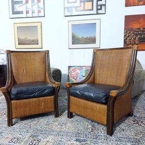 Lote anterior: Par de Butacas Altas con Esterilla Tejida y Almohadones de Cuero