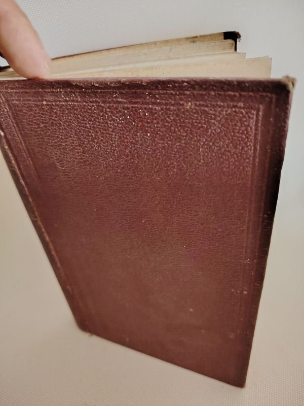 Item 897740 - Image 1