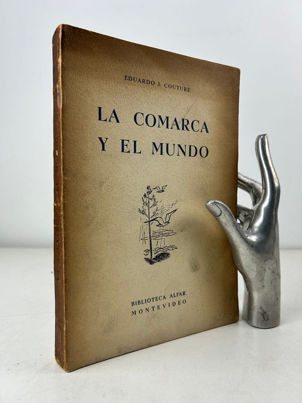 Lote siguiente: Libro de Eduardo J. Couture - La Comarca y el Mundo