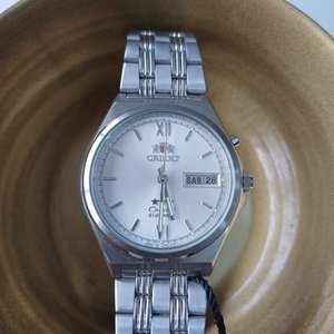 Reloj Orient Automático Acero Inoxidable Esfera Plateada - imagen 1