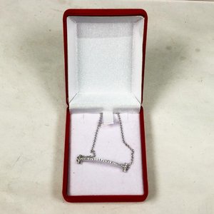 Lote siguiente: Colgante para Dama con Dije de Circonias en Estuche Rojo