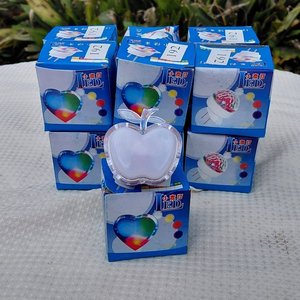 Lote anterior: Lote de 36 Veladoras LED con Forma de Manzana