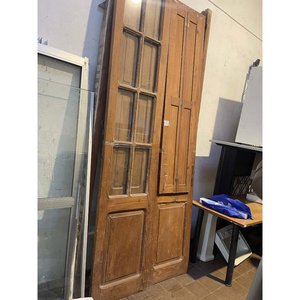 Puerta Doble Hoja de Madera y Vidrio con Postigos y Marco - imagen 1