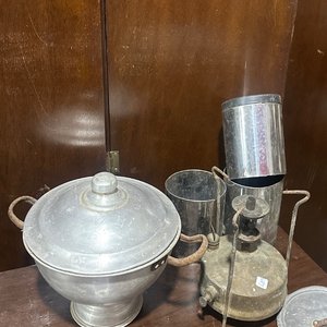 Lote anterior: Hornalla Primus Antigua y Recipientes de Cocina