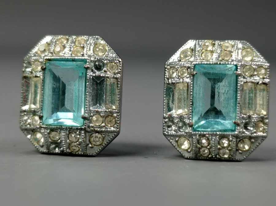 Item 16487 - Image 3