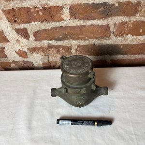 Lote anterior: Antiguo Contador de Agua de Bronce Macizo LUDWIGSHAFEN