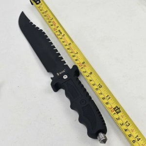 Cuchillo Bowie Negro con Funda y Cinta Métrica - imagen 5