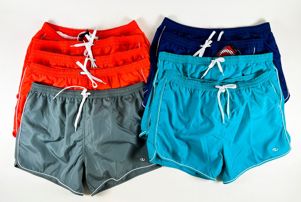 Ropa de Verano: Shorts en Diferentes Colores y Tallas