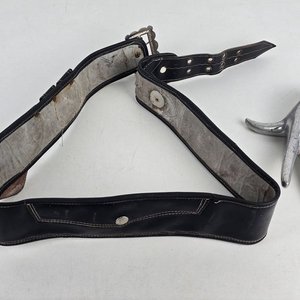 Cinto Gaucho de Cuero Negro con Hebilla Maesa - imagen 1