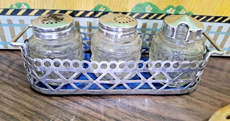 Item 882029 - Image 1