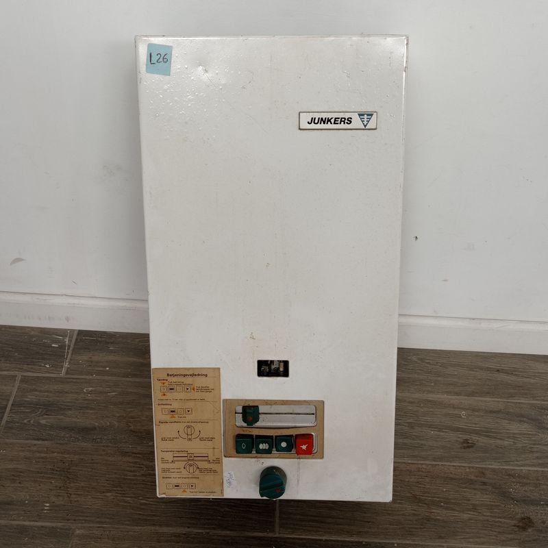Lote siguiente: Calefón a gas marca Junkers en venta