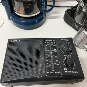 Lote: Cafeteras Ufesa y Cuori, Radio Ewtto - Funcionando - imagen 3
