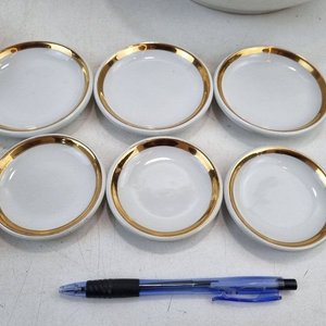 Juego de Vajilla Porcelana Olmos Blanca con Detalles Dorados - 19 Piezas - imagen 5