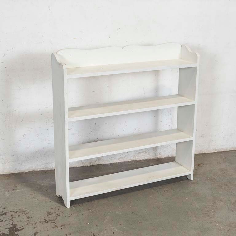 Lote siguiente: Estante biblioteca de cuatro niveles pintado de blanco