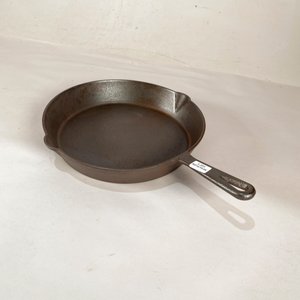 Lote siguiente: Sartén de Hierro Fundido de 24 cm de Diámetro