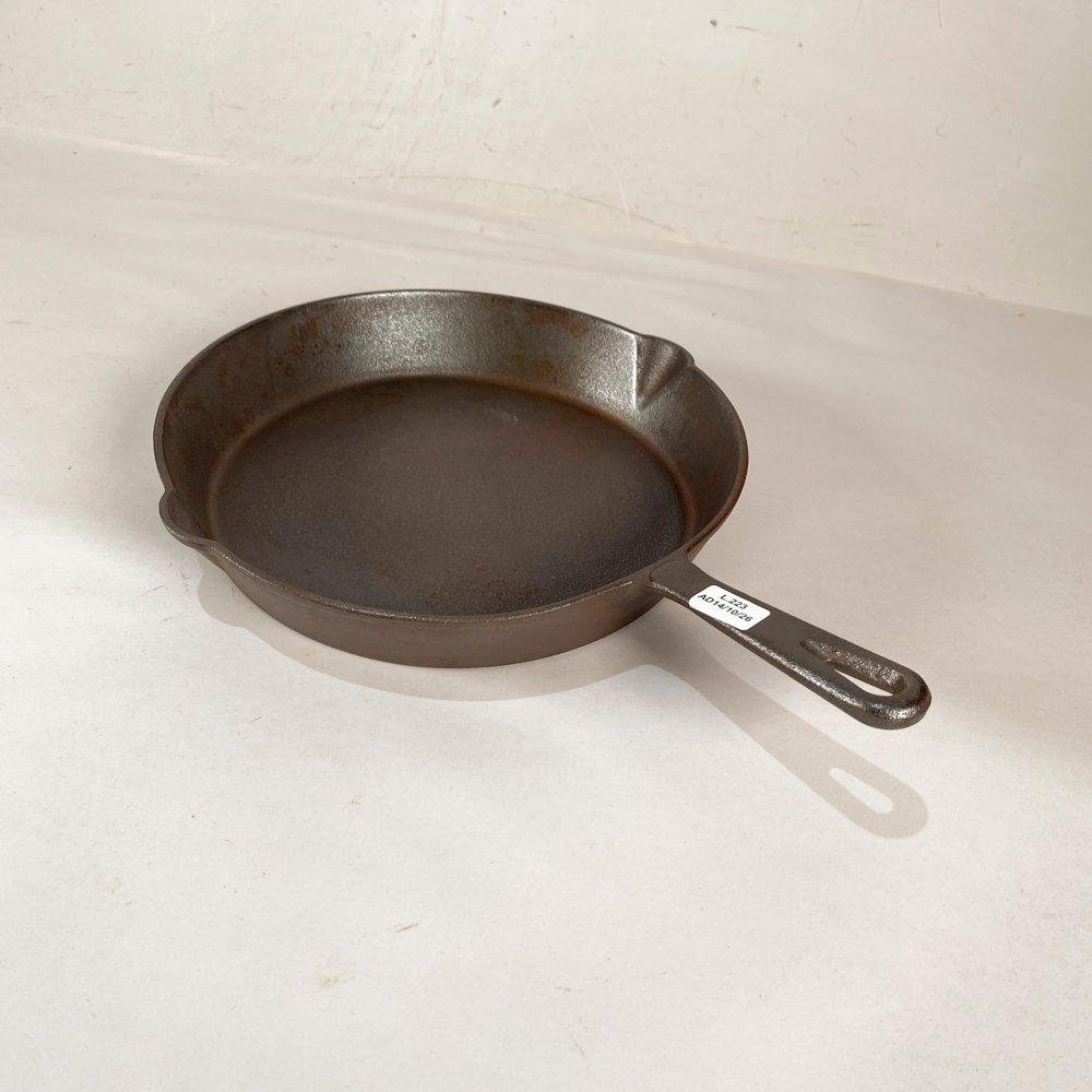 Sartén de Hierro Fundido de 24 cm de Diámetro