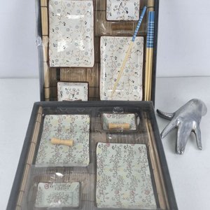 Lote siguiente: Juego de Sushi Cerámica Estilo Oriental con Palillos y Esterillas