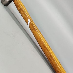 Lote anterior: Martillo de Bola Metálico con Mango de Madera