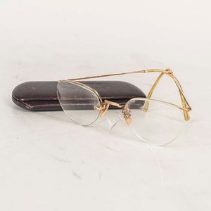 Lentes de Ver Enchapados con Estuche Vintage - imagen 1