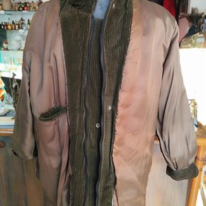 Campera de Pana Gruesa Verde/Marrón con Capucha y Abrigo Interior - imagen 6