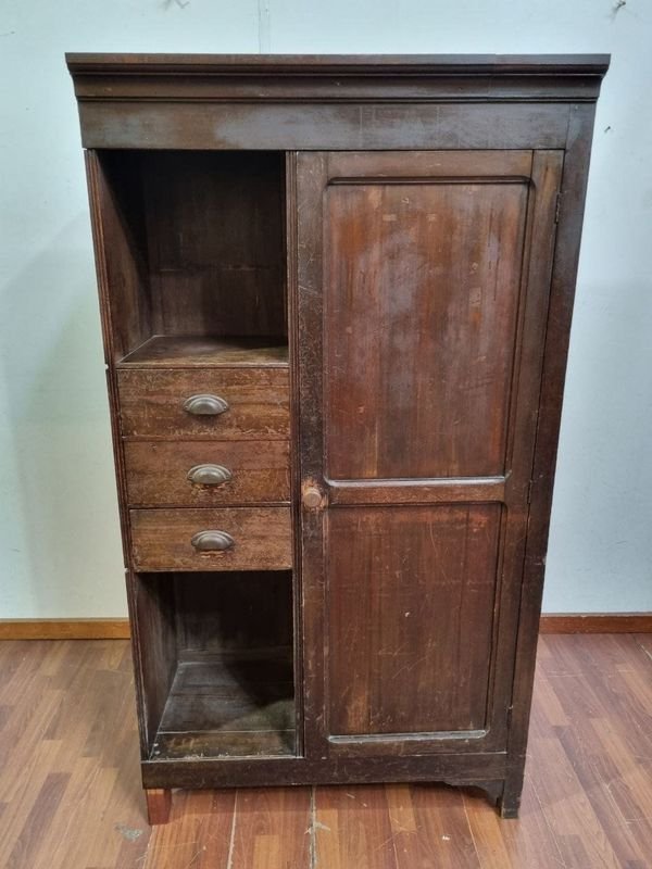 L 956 - Antiguo ropero modular de guardado en madera de buen porte, con 3 cajones y compartimento con puerta (Medidas 94x40x173cm) - imagen 1