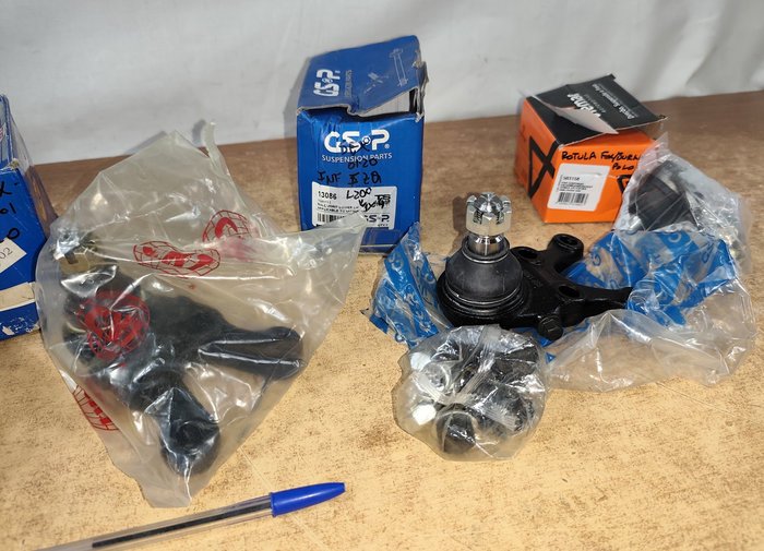 Rotulas inferiores para VW FOX, L200, MONTERO y FIAT STRADA - imagen 4