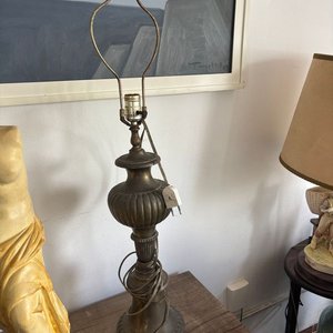 Lámpara Antigua de Gran Tamaño en Bronce - imagen 3