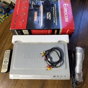 Lote siguiente: Reproductor DVD Eurocom con Micrófono para Karaoke