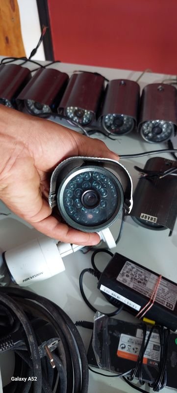 Lote de Cámaras de Seguridad en Excelente Estado - imagen 4
