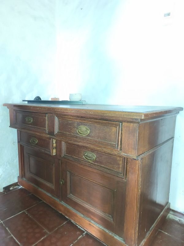 Mueble Cajonero de Madera con 4 Cajones