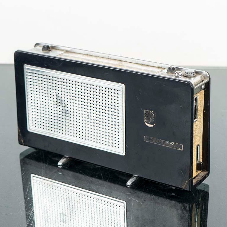 Lote anterior: Radio Transistor Todos Valores - Medidas: 20x10cm