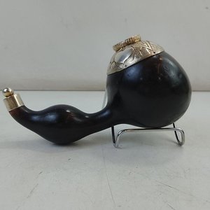 Antiguo Mate de Calabaza con Incrustaciones Metálicas Cinceladas y Decoradas a Mano - imagen 2