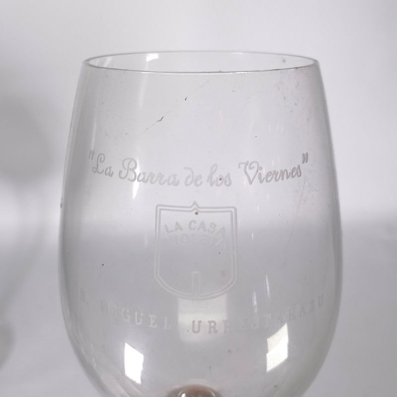 Siete copas para vino con publicidad de La Casa Violeta - imagen 5