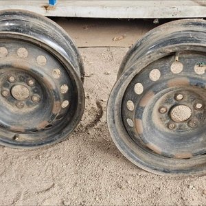 Lote siguiente: Lote: 2 llantas rodado 16